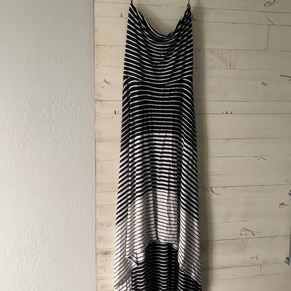 Beach cover up/strapless high-low maxi